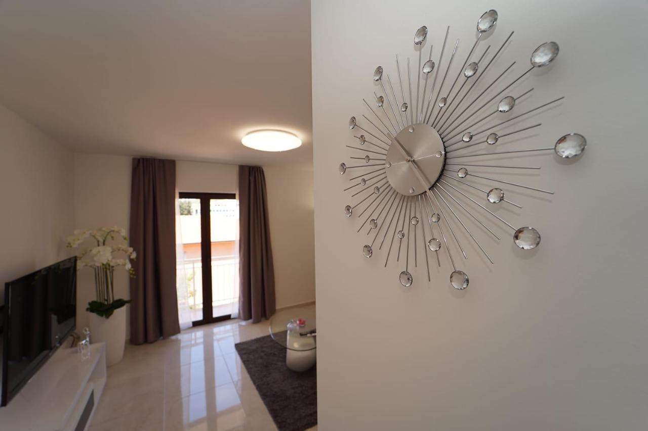 Apartman Tessa Вела-Лука Экстерьер фото