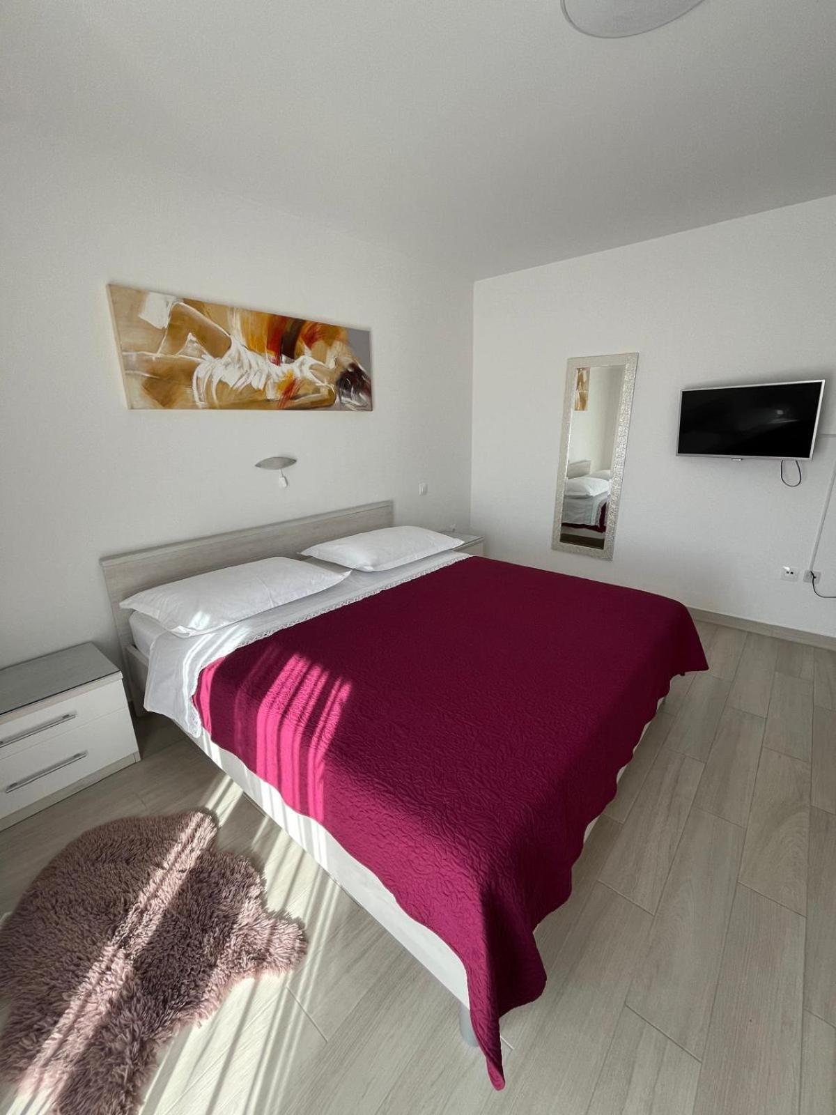 Apartman Tessa Вела-Лука Экстерьер фото